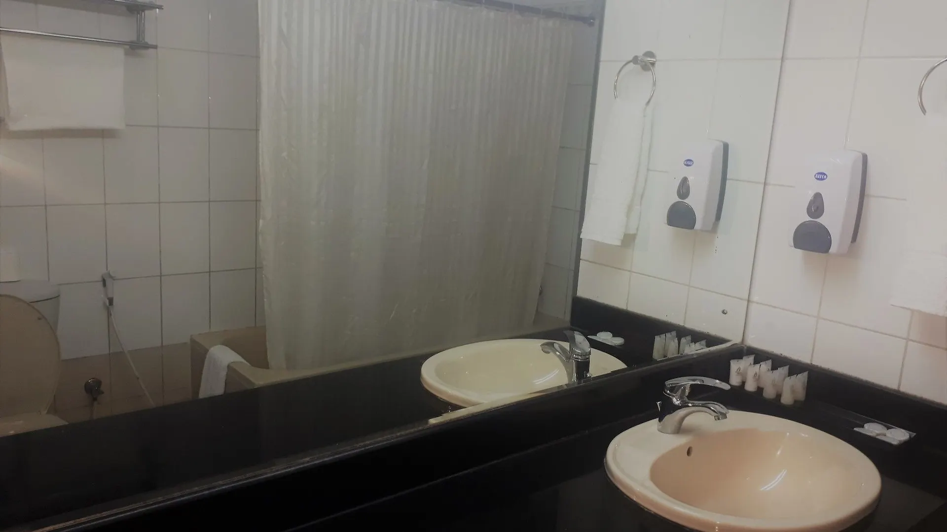 Sky Hotel Apartments Dubai